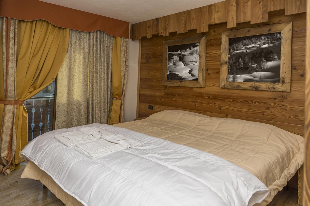 Hotel Clotes Саузе-д'Ульс Экстерьер фото